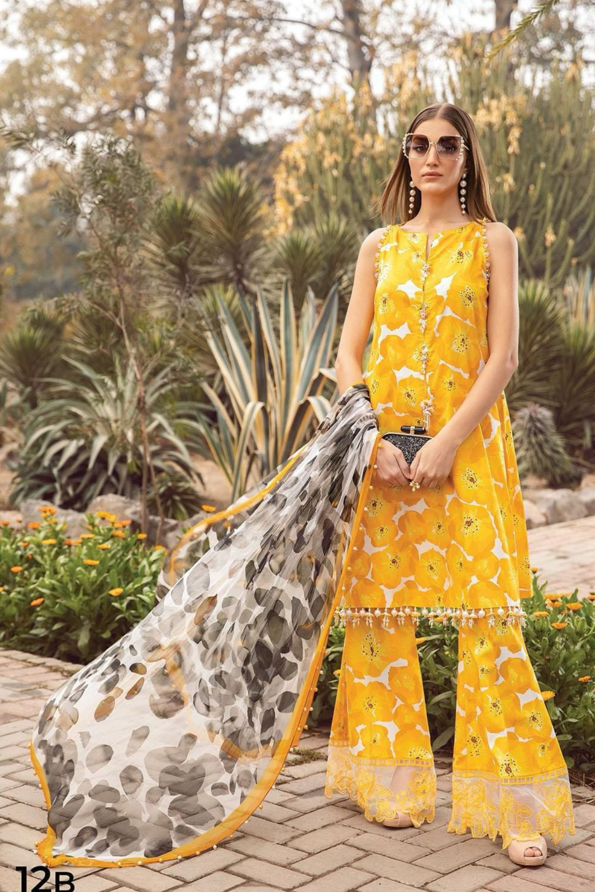 PRINTED 3PC LAWN DRESS WITH CHIFFON PRINTED DUPATTA IR-1007
