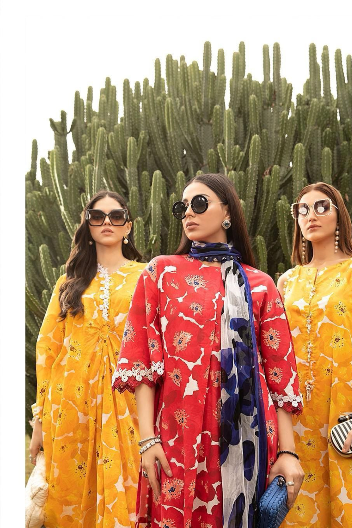 PRINTED 3PC LAWN DRESS WITH CHIFFON PRINTED DUPATTA IR-1008