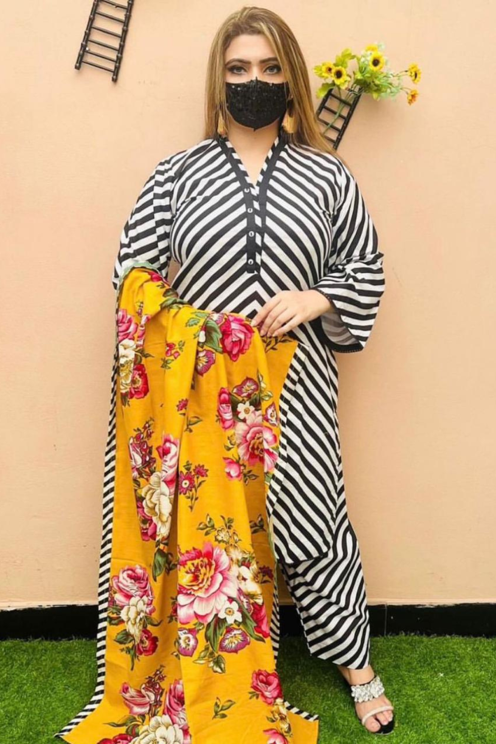 EMBROIDERED 3PC LAWN EMBROIDERED DRESS WITH CHIFFON EMBROIDERED DUPATTA IR-4