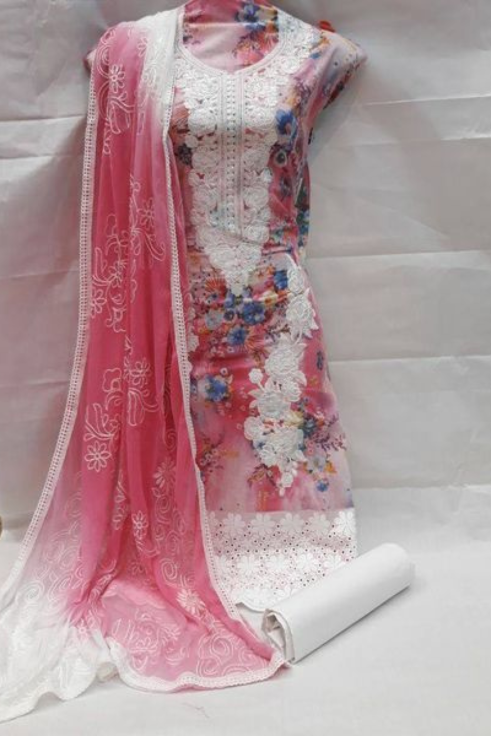 3PC Embroidered IR0052